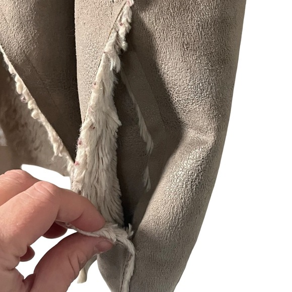Saks Fifth Avenue Vegan Suede Sherpa Lined Vest Women's XL Taupe Open Front - Picture 4 of 8